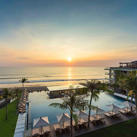 Отель Alila Seminyak Экстерьер фото The Beachfront Resort