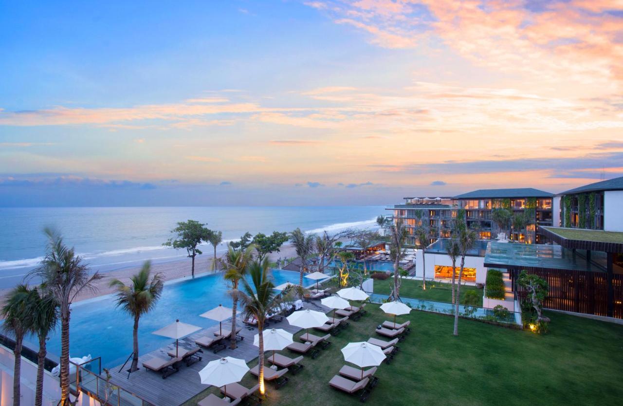 Отель Alila Seminyak Экстерьер фото The St Regis Bali Resort