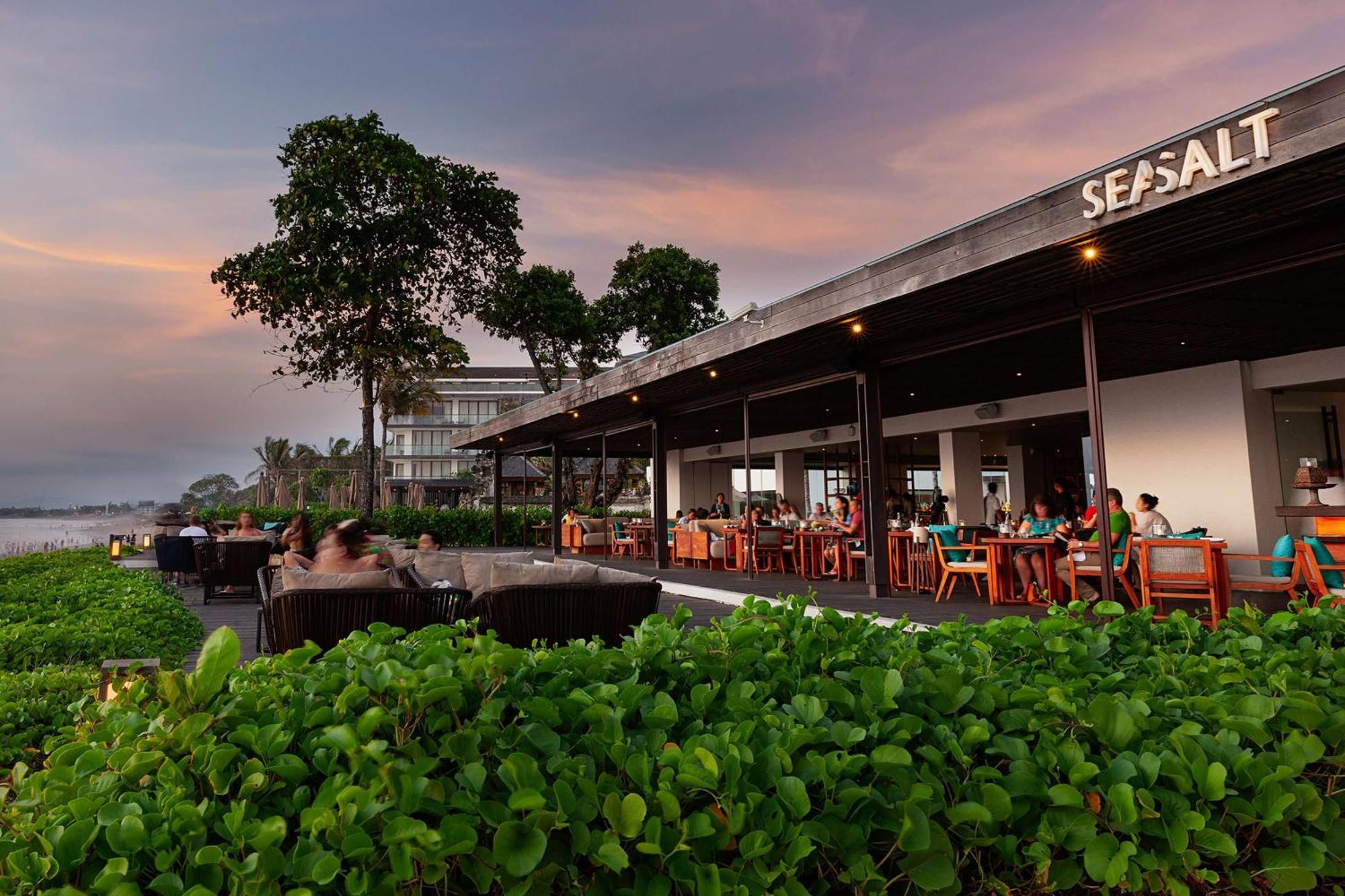 Отель Alila Seminyak Экстерьер фото Seascape Restaurant