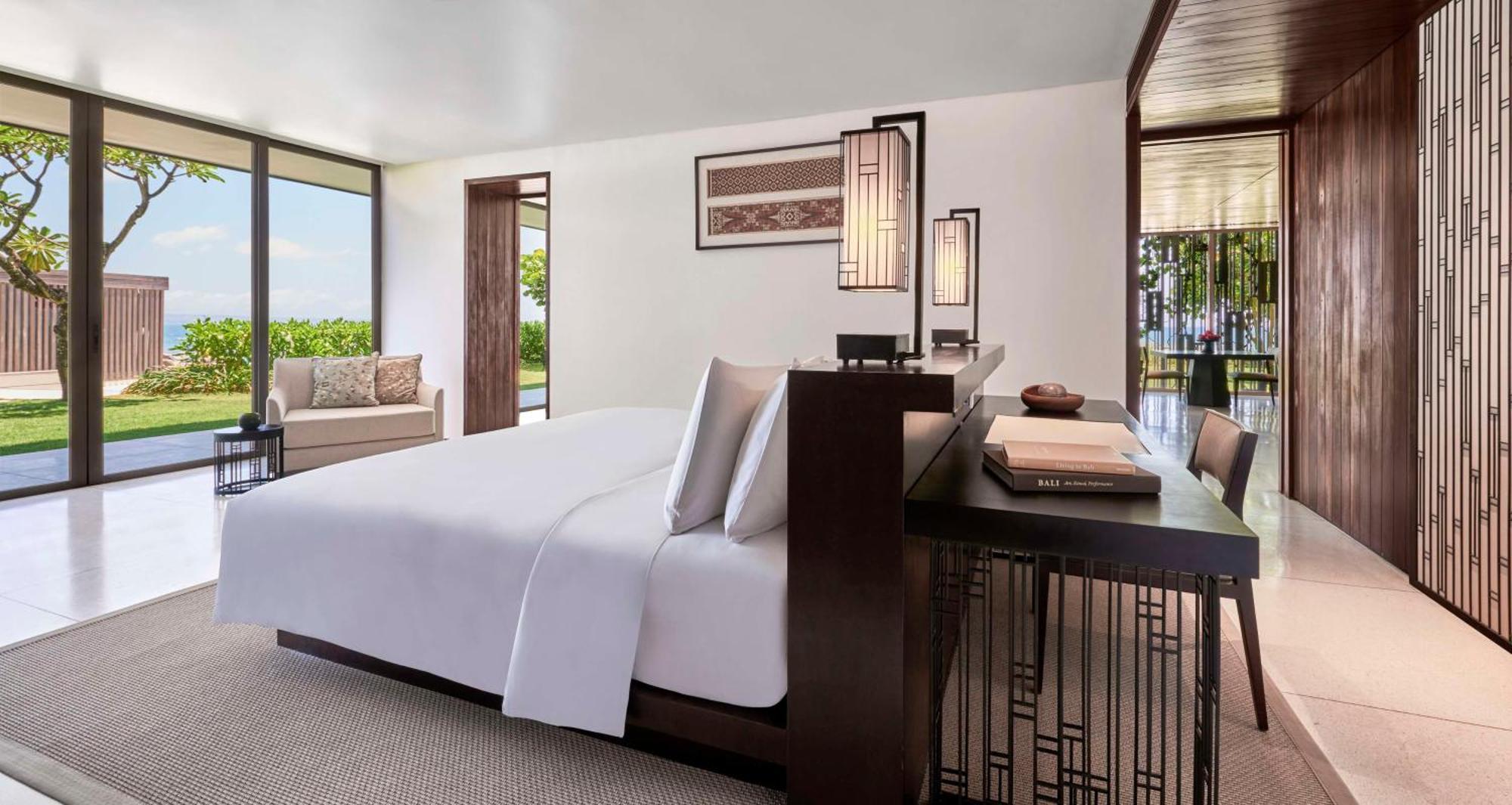 Отель Alila Seminyak Экстерьер фото A bedroom at the hotel