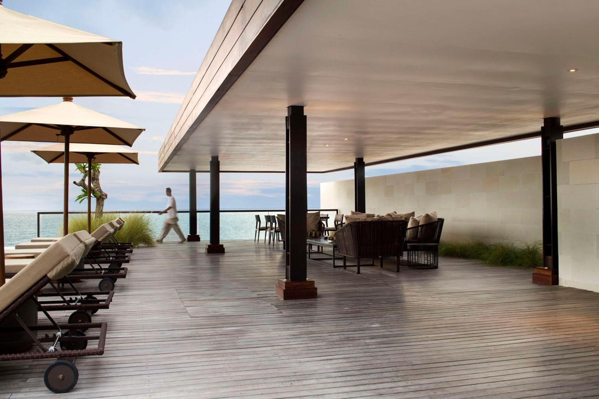 Отель Alila Seminyak Экстерьер фото The Sky Bar